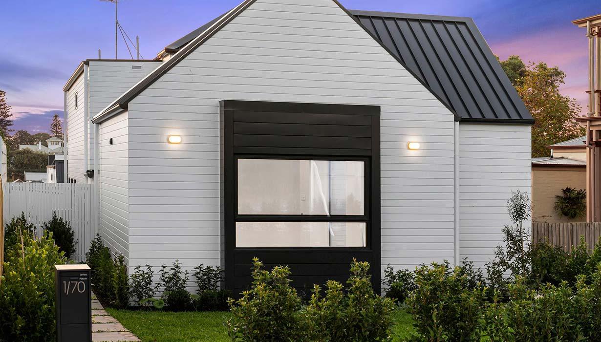 Knockdown rebuild in Queenscliff