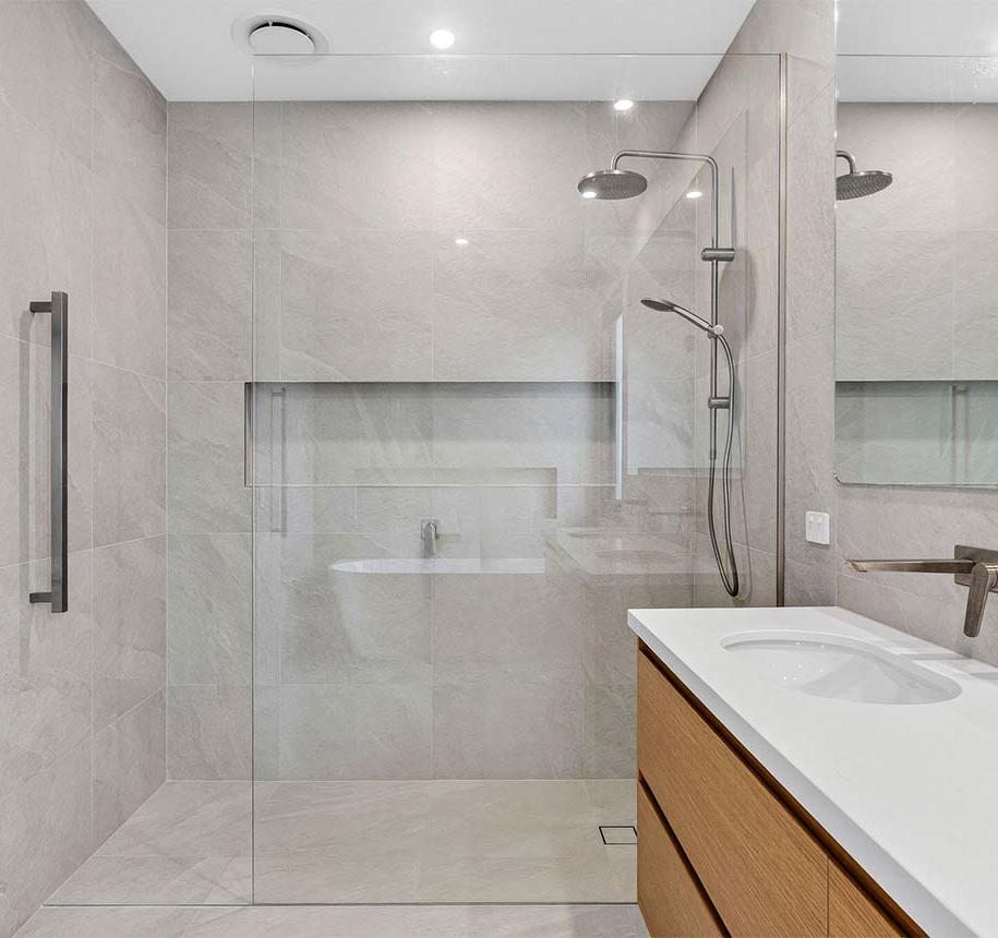 Knockdown rebuild home in Point Lonsdale