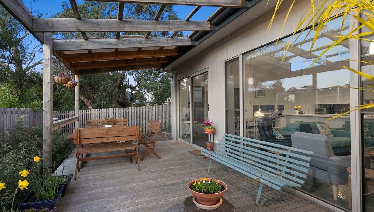 Architect-designed dual homes in Anglesea