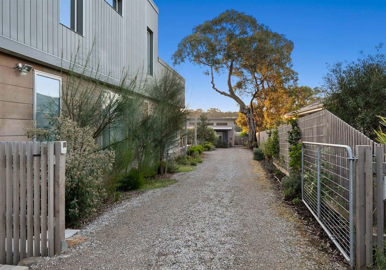 Architect-designed dual homes in Anglesea